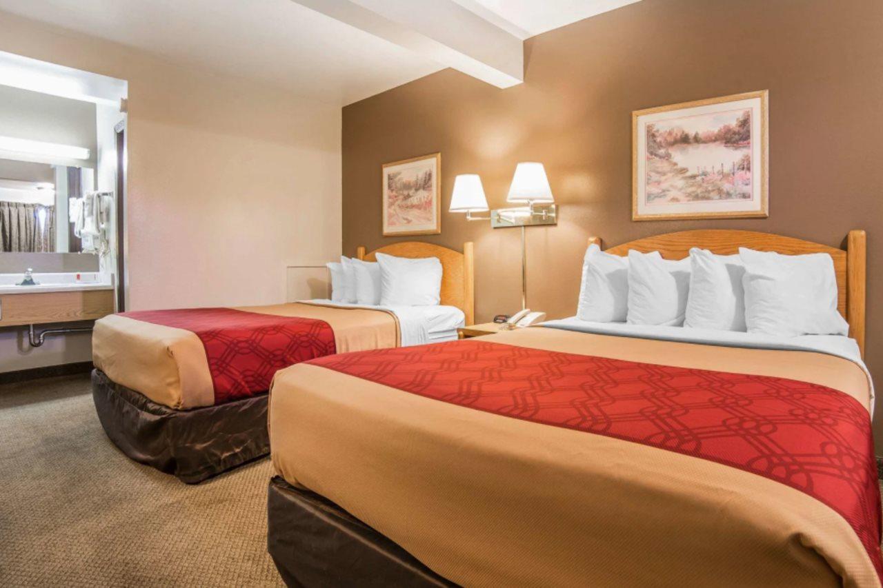 Econo Lodge Рок Спрингс Екстериор снимка