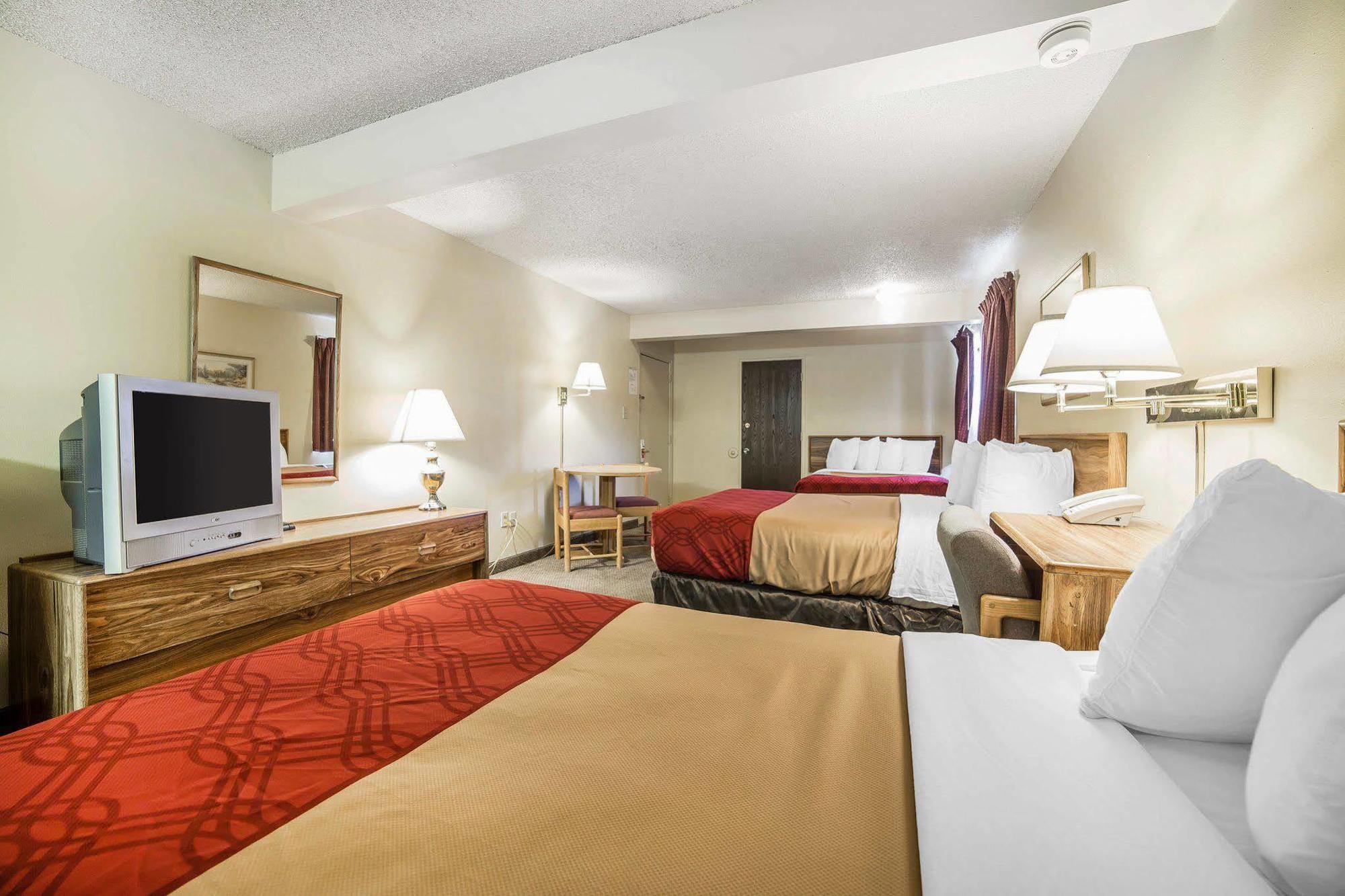Econo Lodge Рок Спрингс Екстериор снимка